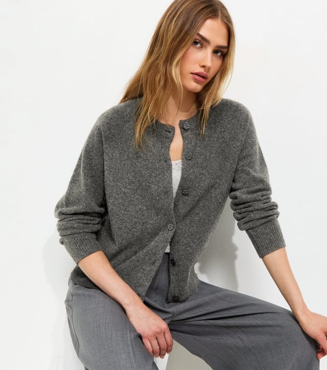 New Look Women's Dark Grey Knitted Meet The Jean Raglan Cardigan New Look - 2