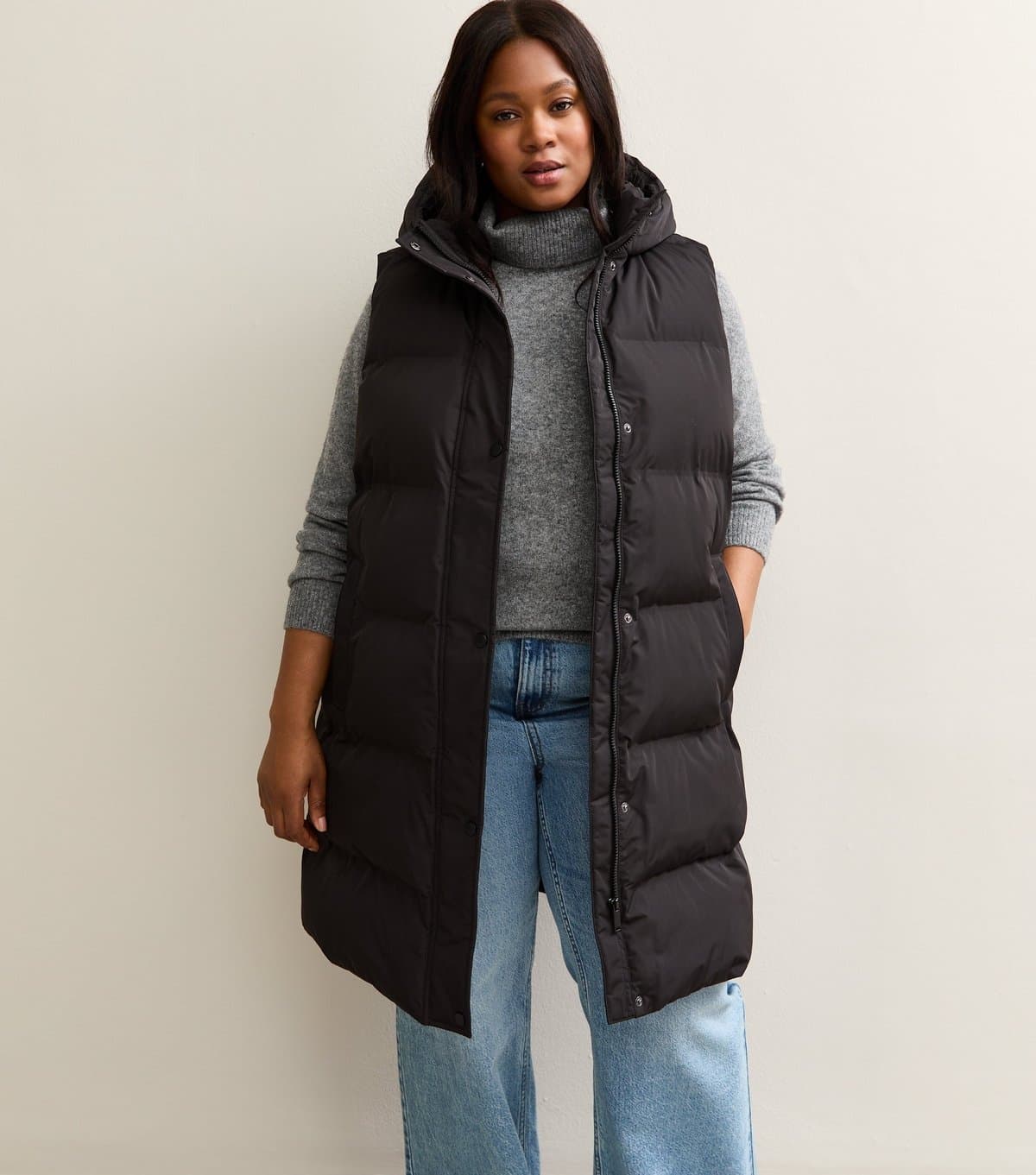 New Look Women's Plus Size Black Sleeveless Padded Midi Gilet Curves New Look