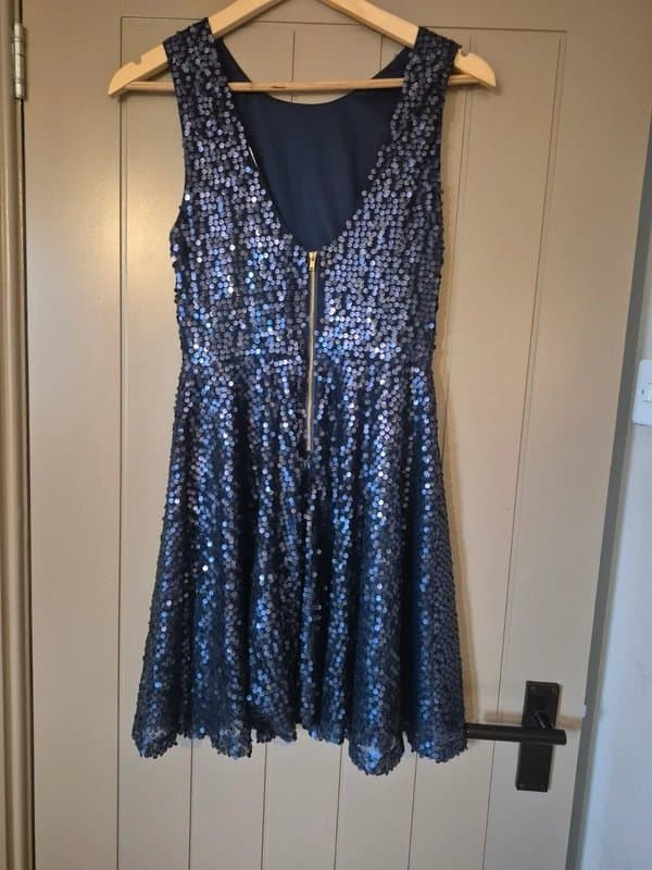 New Look Fun New Look Sequin Dress 💫 Never Worn 💙