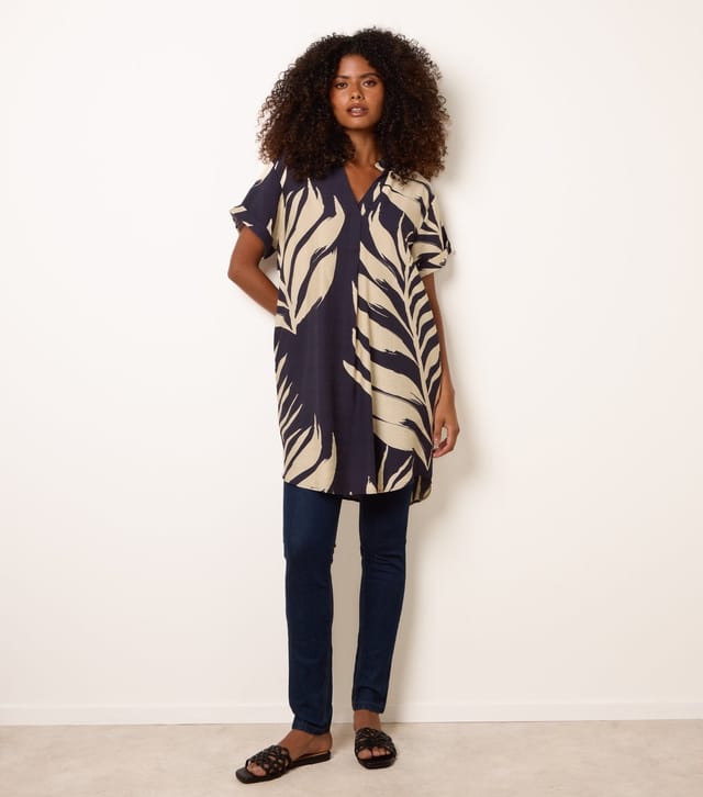 Blue Vanilla Women's Navy Palm Print Tunic Top Blue Vanilla New Look - 2
