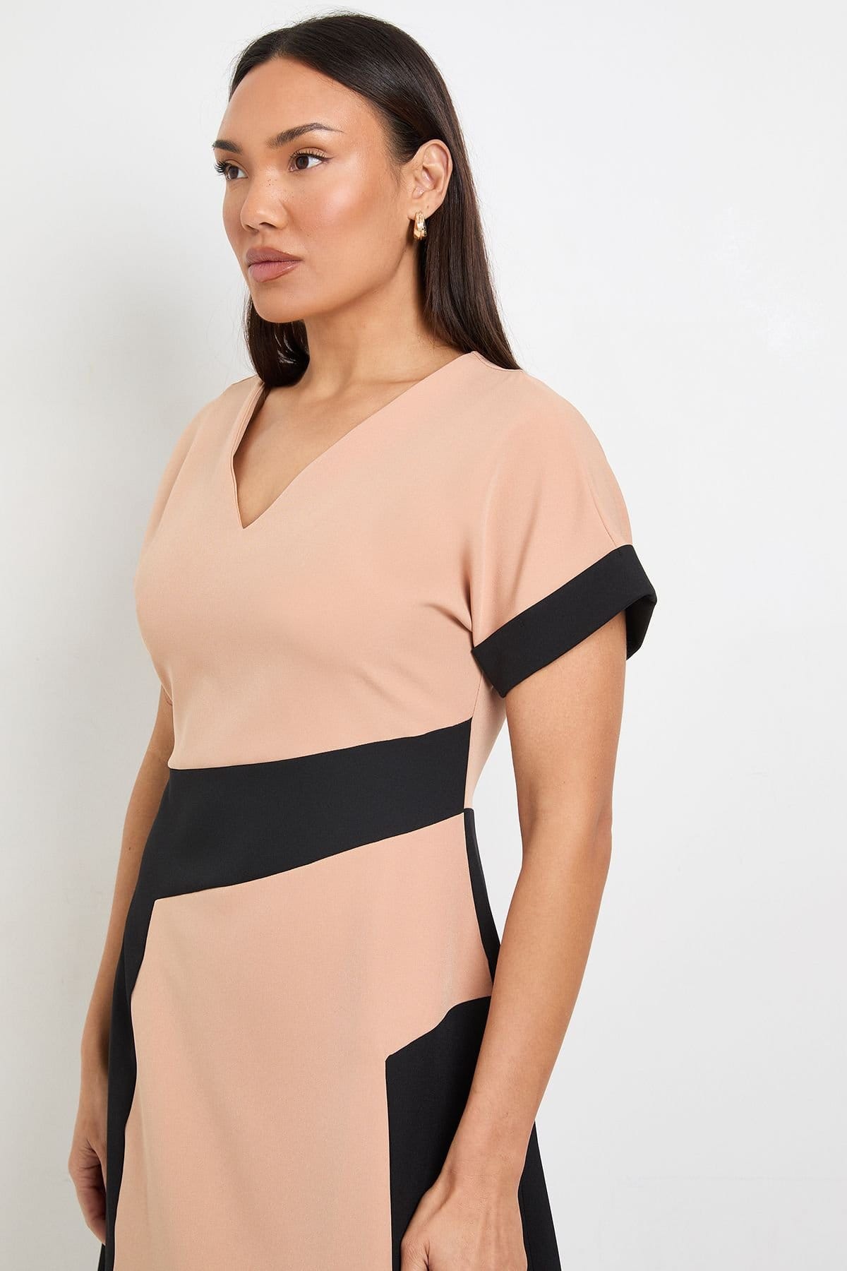 Principles Principles Women's Contrast Roll Sleeve Midi Dress in Black - 4