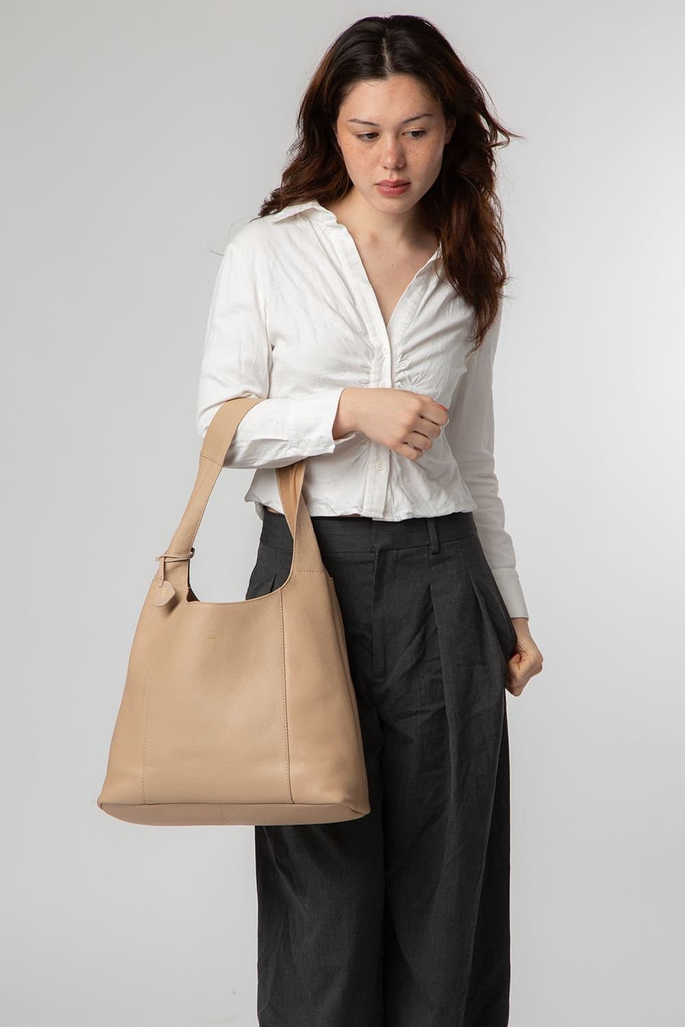 NiNa Amora NiNa Amora Women's 'Renata' Leather Shoulder Bag in Beige