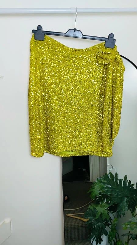 Never Fully Dressed New -Never Fully Dressed Sequin Mini Skirt In Lime Green | Size : 18