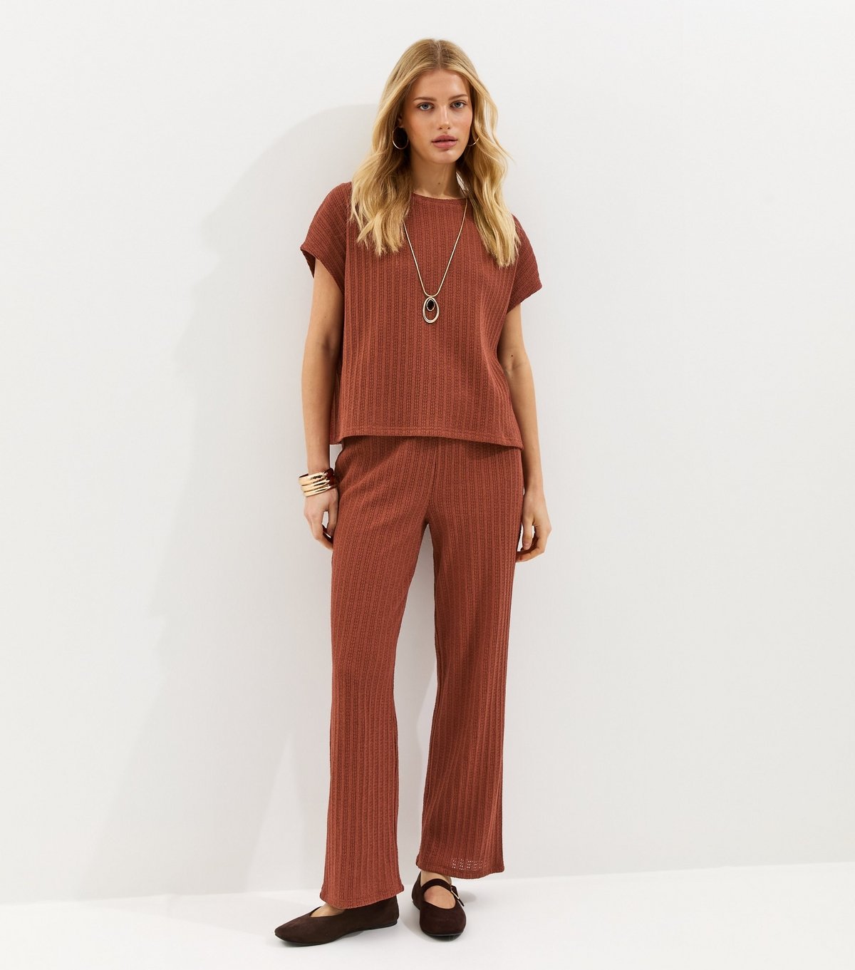 New Look Women's Dark Red Textured Soft Touch Trousers New Look - 3