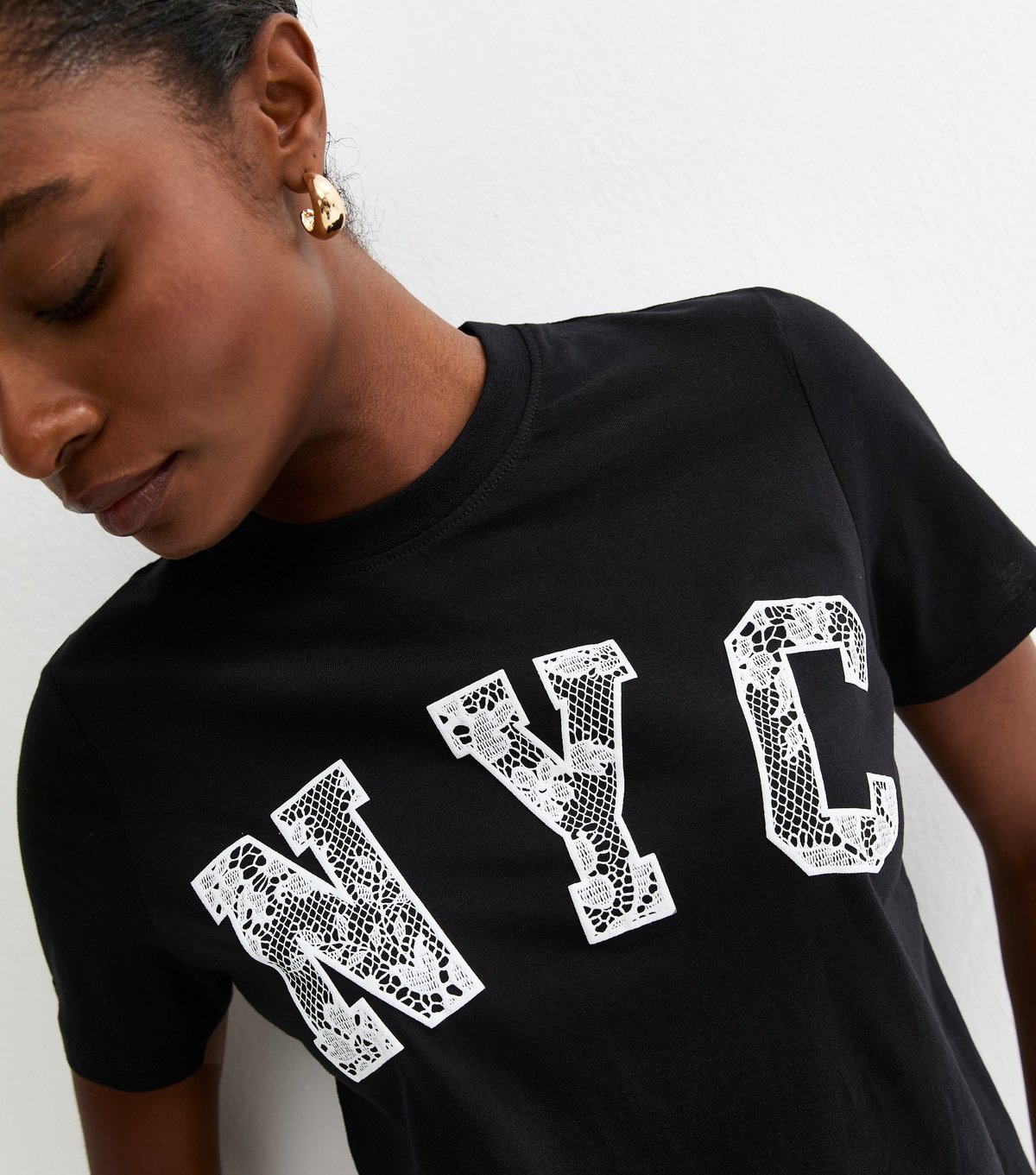 New Look Women's Black NYC Lace T-Shirt New Look - 2