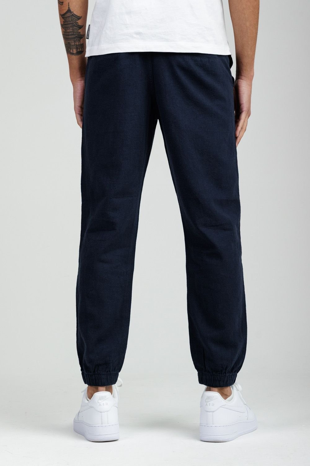 Tokyo Laundry Tokyo Laundry Men's Linen Blend Classic Fit Trousers in Navy - 2