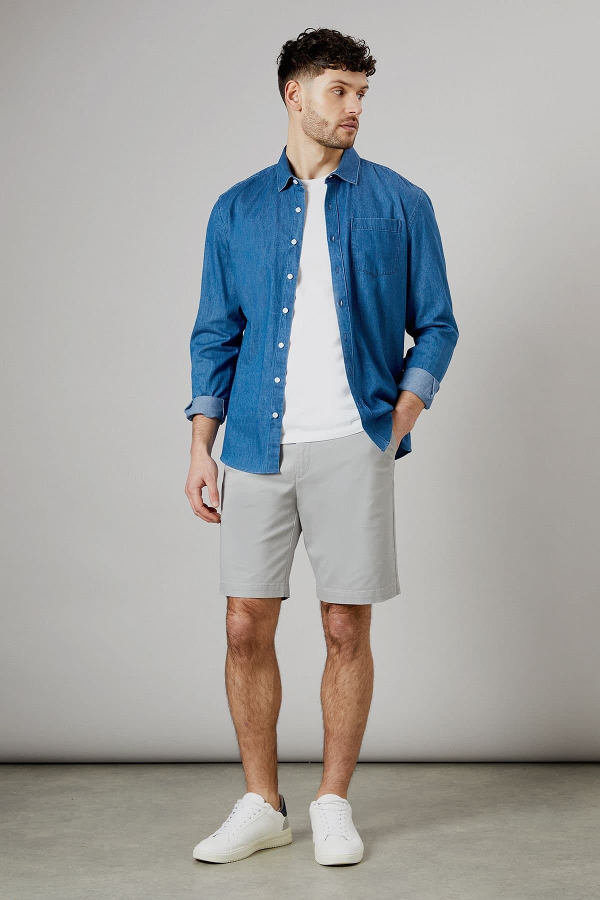 Maine Maine Men's Premium Chino Shorts in Pale Grey