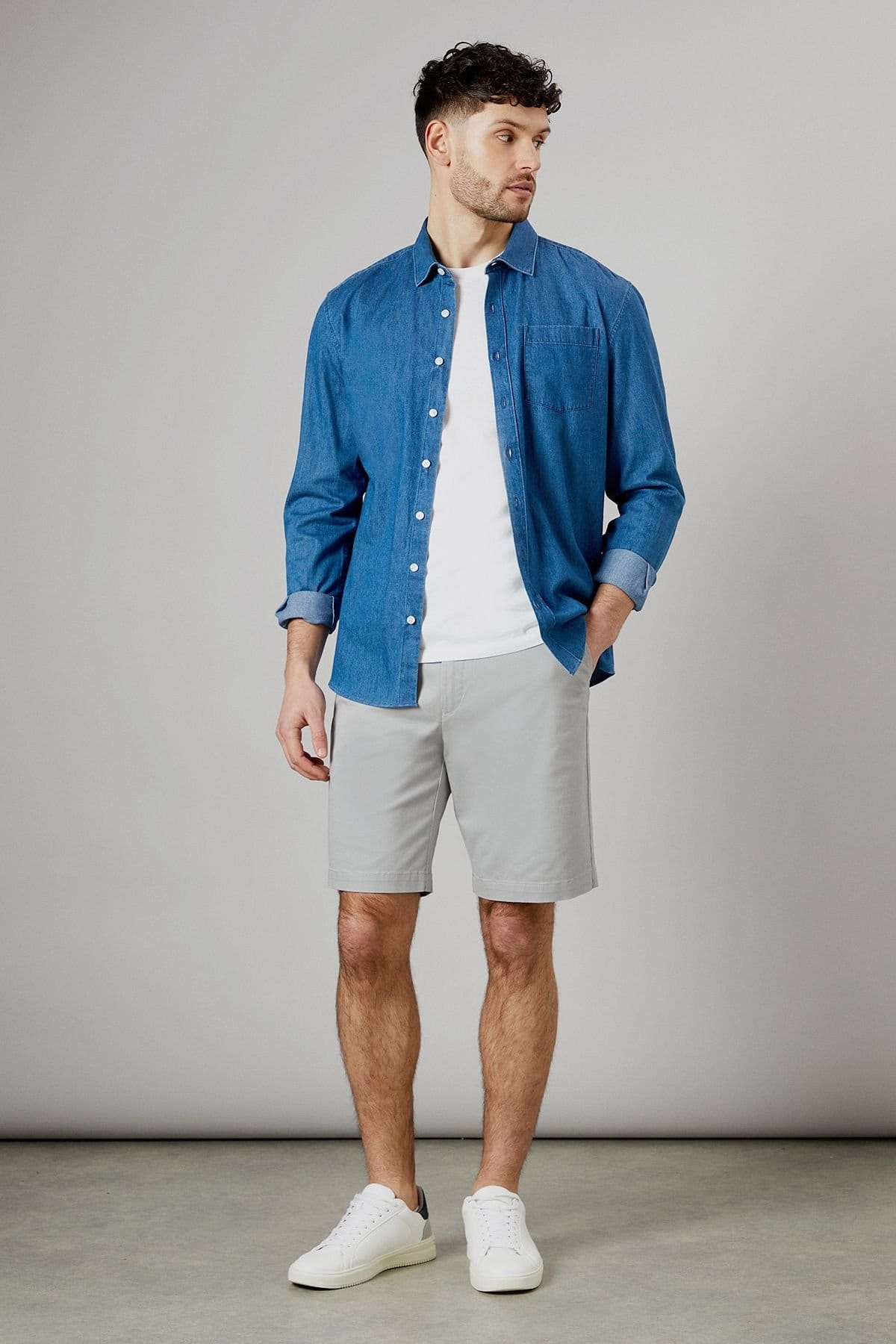 Maine Men's Premium Chino Shorts in Pale Grey