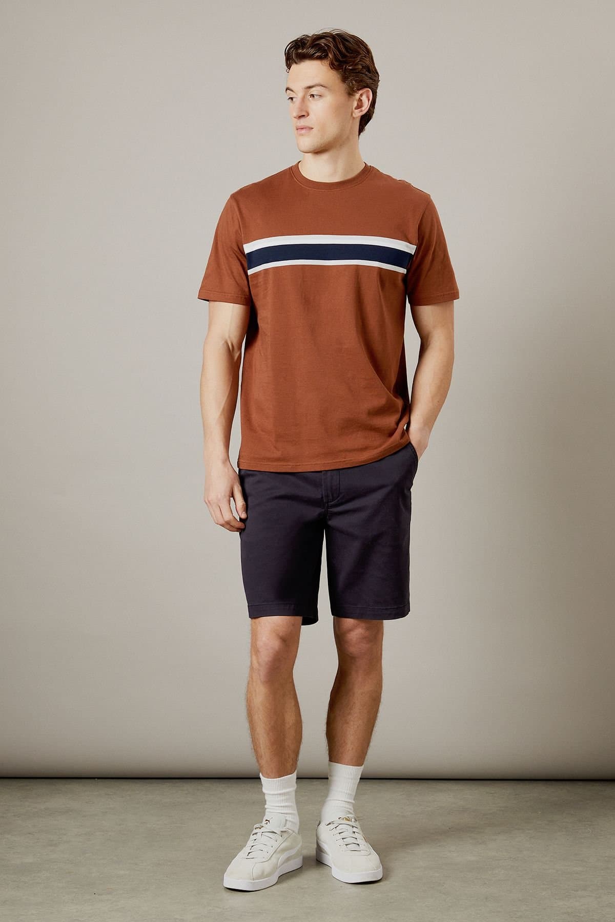 Burton Burton Men's Classic Chino Shorts in Navy
