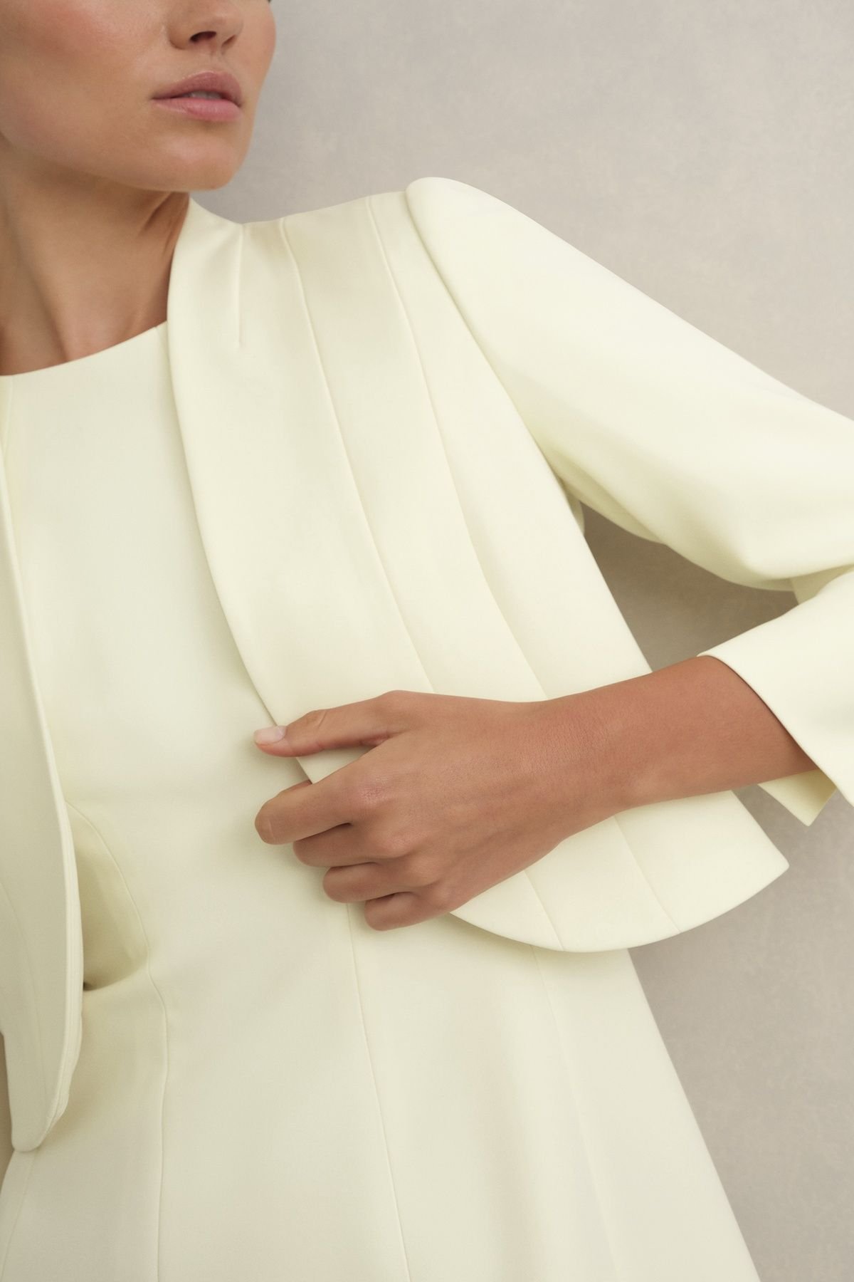 Hobbs London Hobbs London Women's Eliana Jacket in Lemon - 3