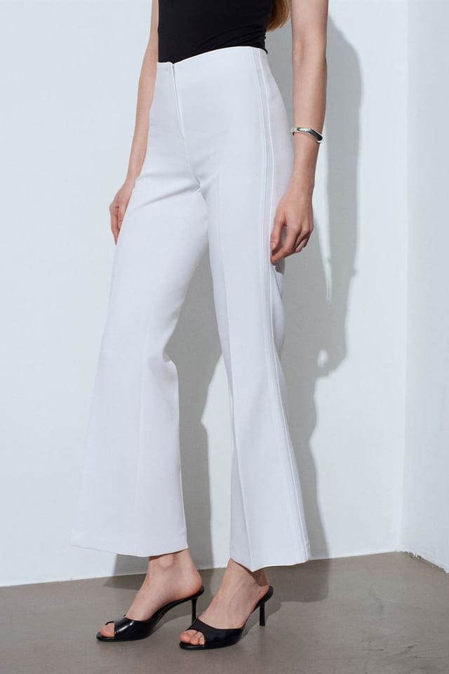 Dilvin Dilvin Women's High-Waist Flare Pants in White - 3