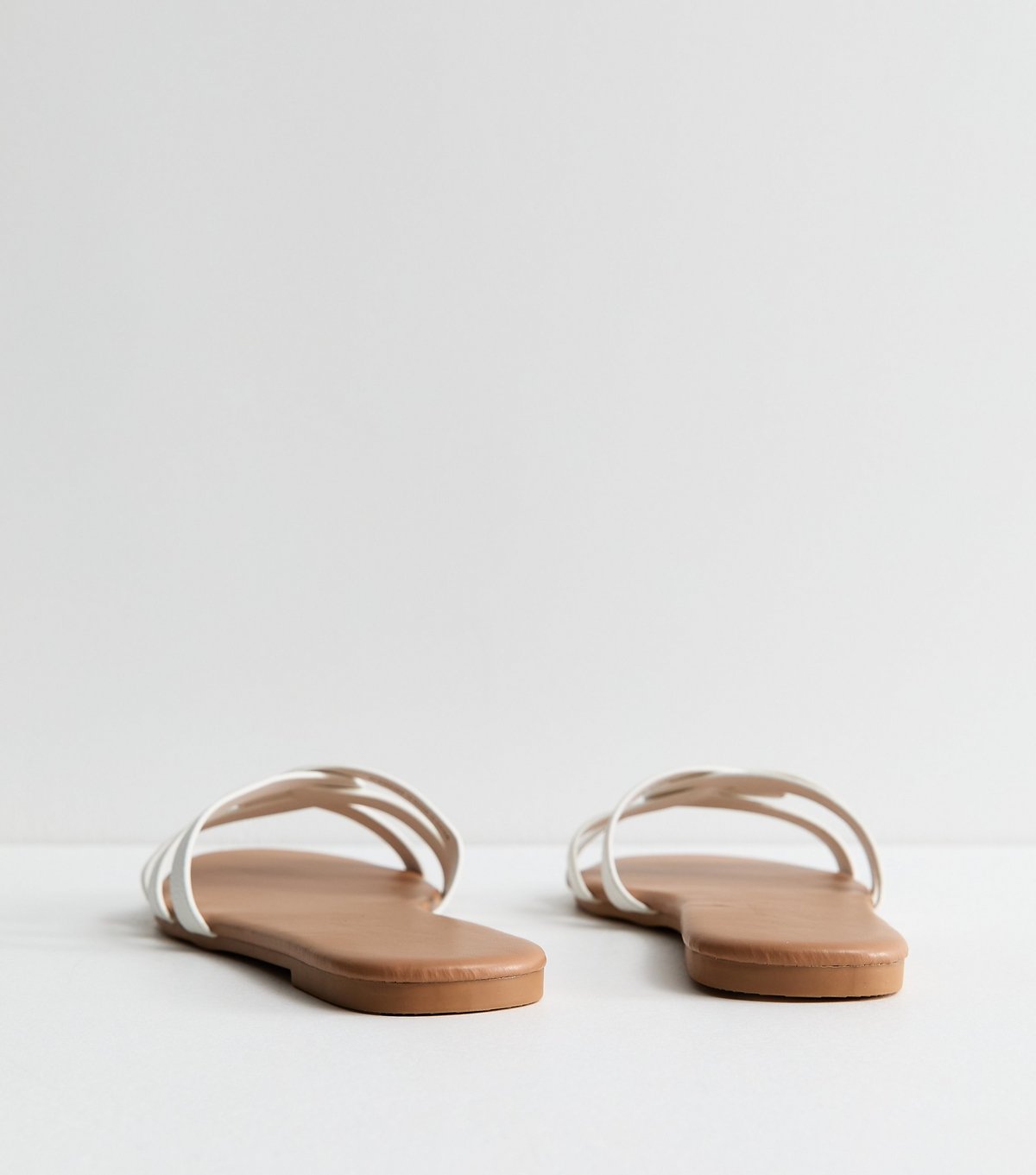 New Look Women's Extra Wide Fit White Faux Leather Interwoven Flat Mule Sandals Vegan New Look - 4