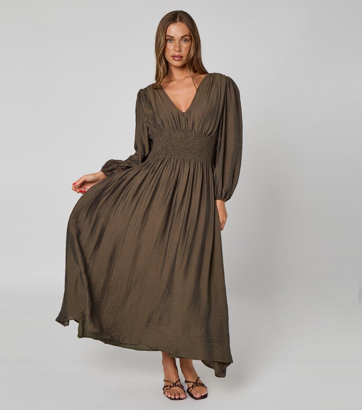 Urban Bliss Women's Dark Khaki Long Sleeve Elasticated Waist Maxi Dress Urban Bliss New Look