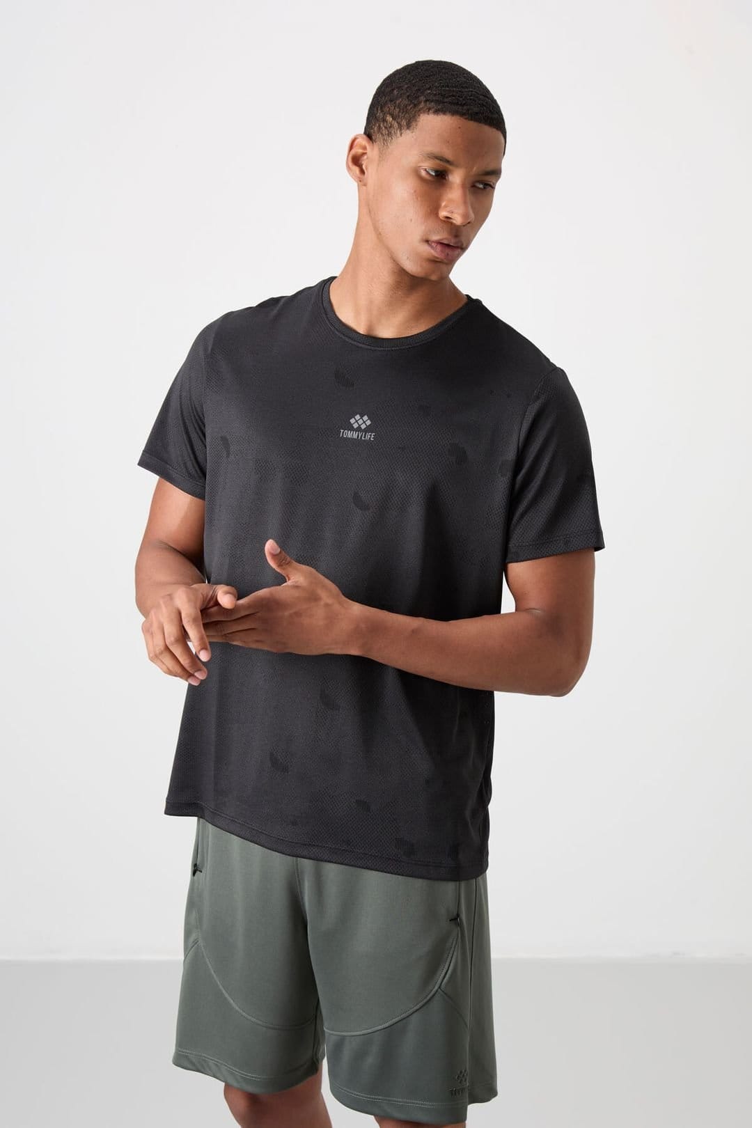 Tommy Life Tommy Life Men's Solid Bird's Eye Crew Neck T-Shirt in Black - 4