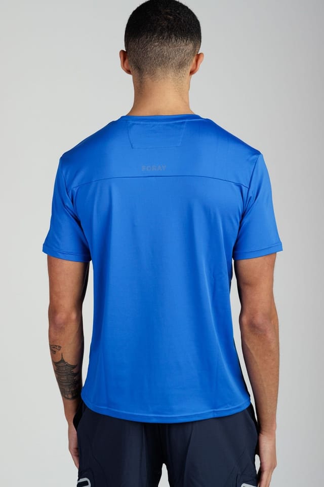 Foray Foray Men's Short Sleeve Technical Tonal Panelled Sports T-Shirt in Bright Blue - 2