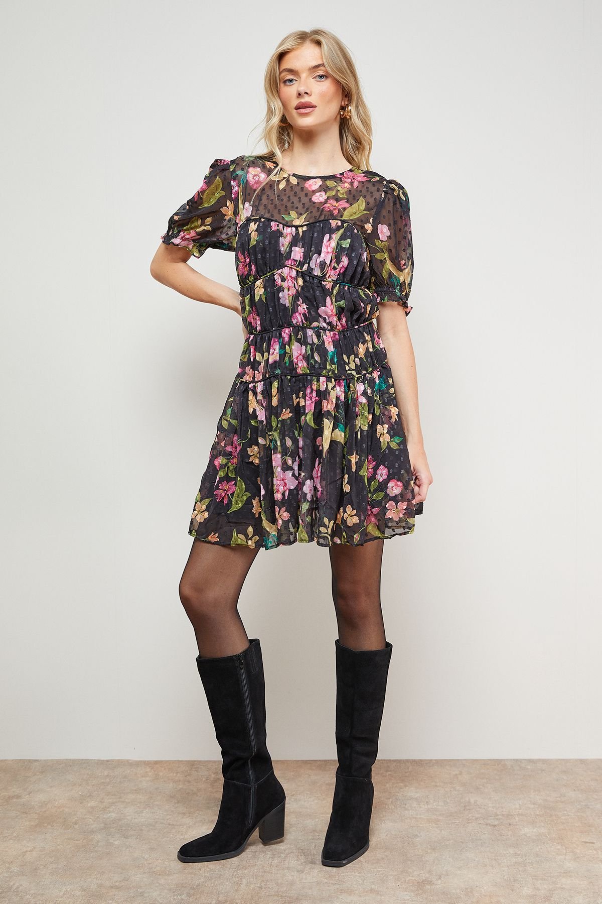 Oasis Oasis Women's Printed Dobby Shirred Bodice Mini Dress in Black - 2