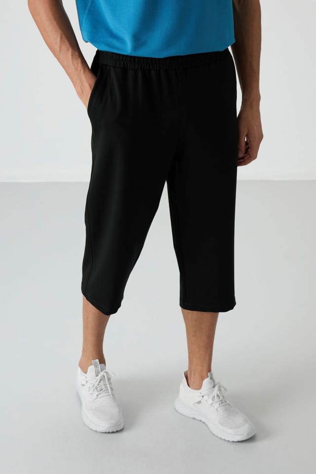 Tommy Life Tommy Life Men's Mid-waist Wide-leg Capri Shorts in Black - 2