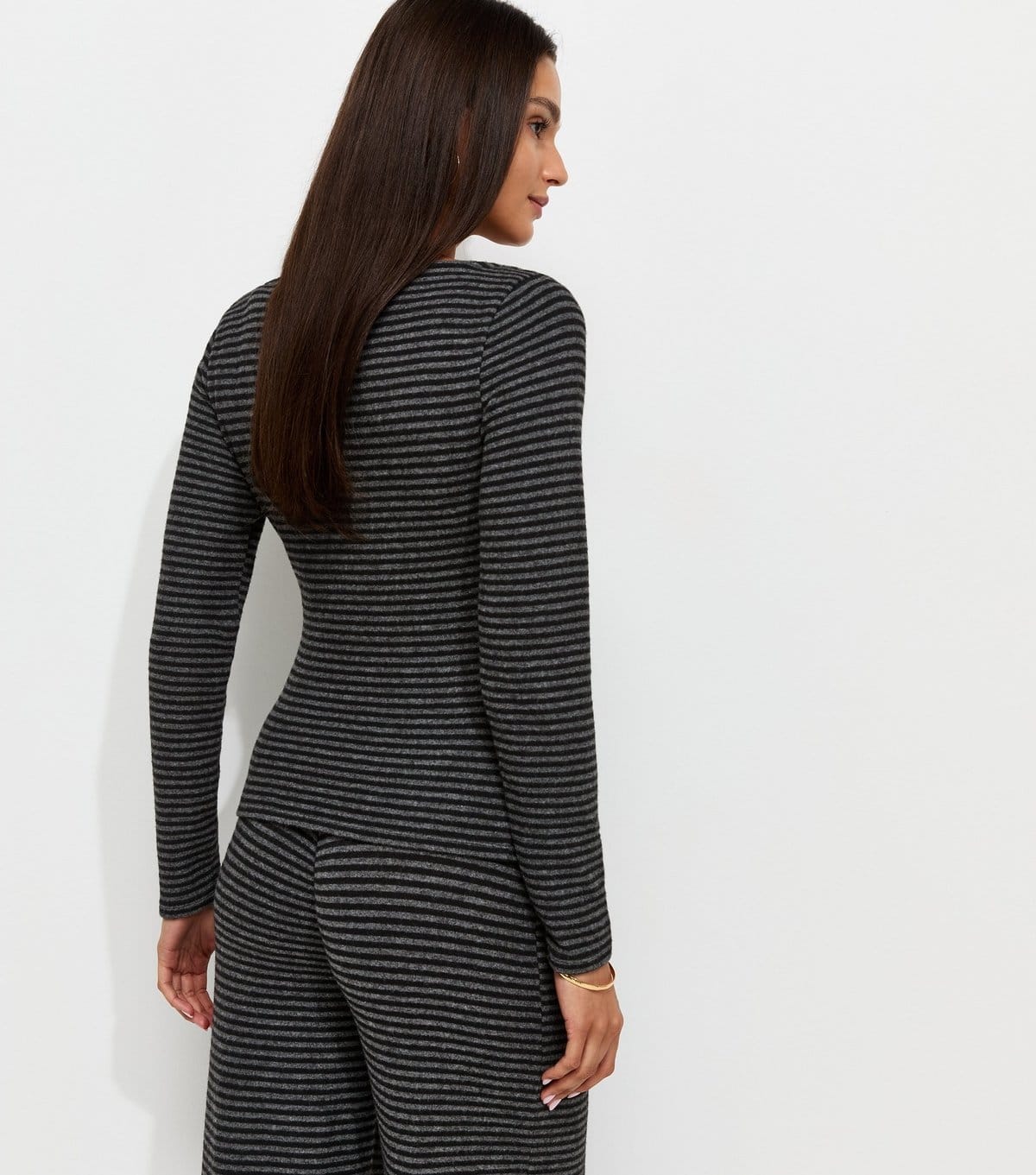 New Look Women's Grey Soft Touch Striped Cowl Neck Top New Look - 4