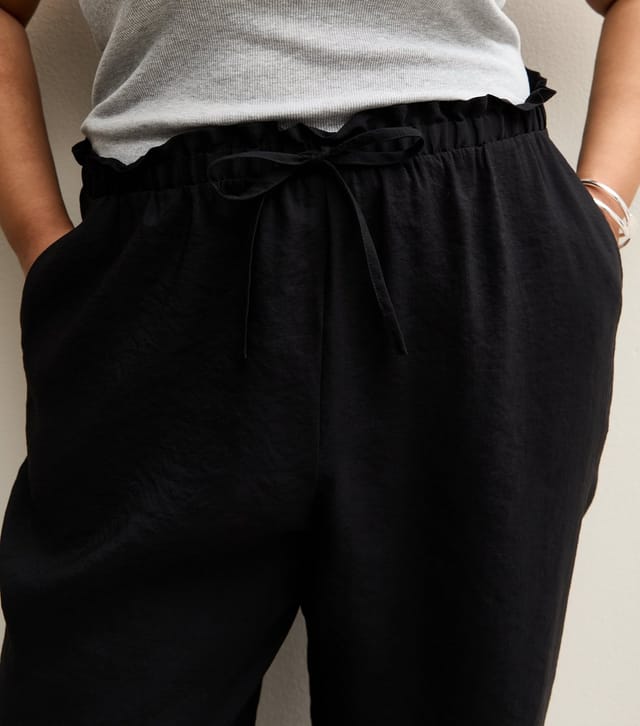 New Look Women's Plus Size Black Drawstring Waist Cuffed Joggers Curves New Look - 2