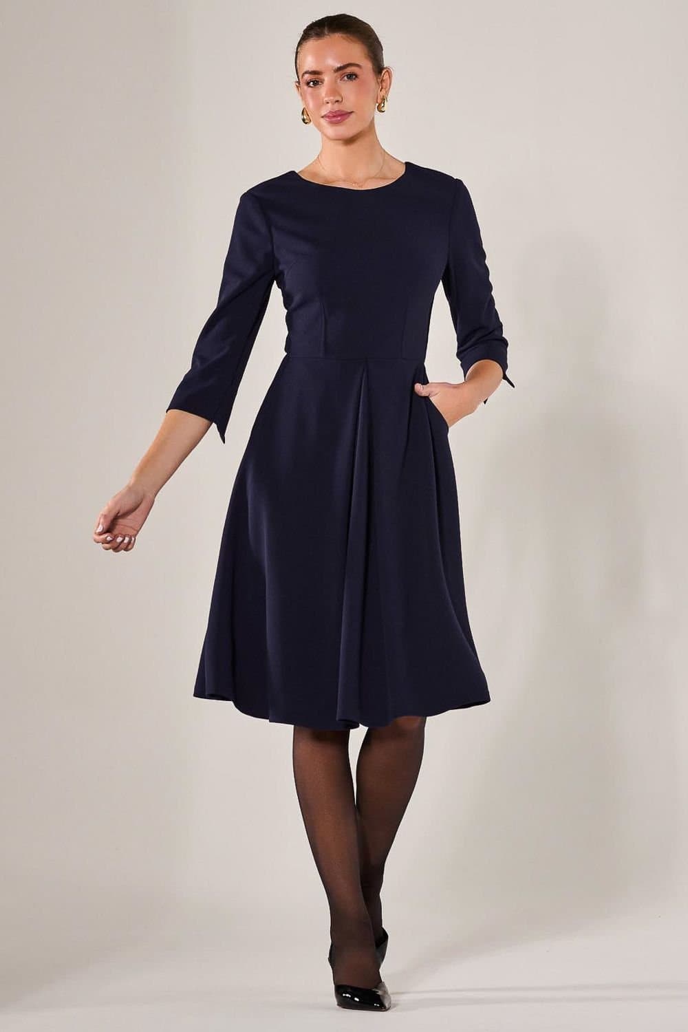 Jolie Moi Jolie Moi Women's Round Neck 3/4 Sleeve Midi Dress in Navy