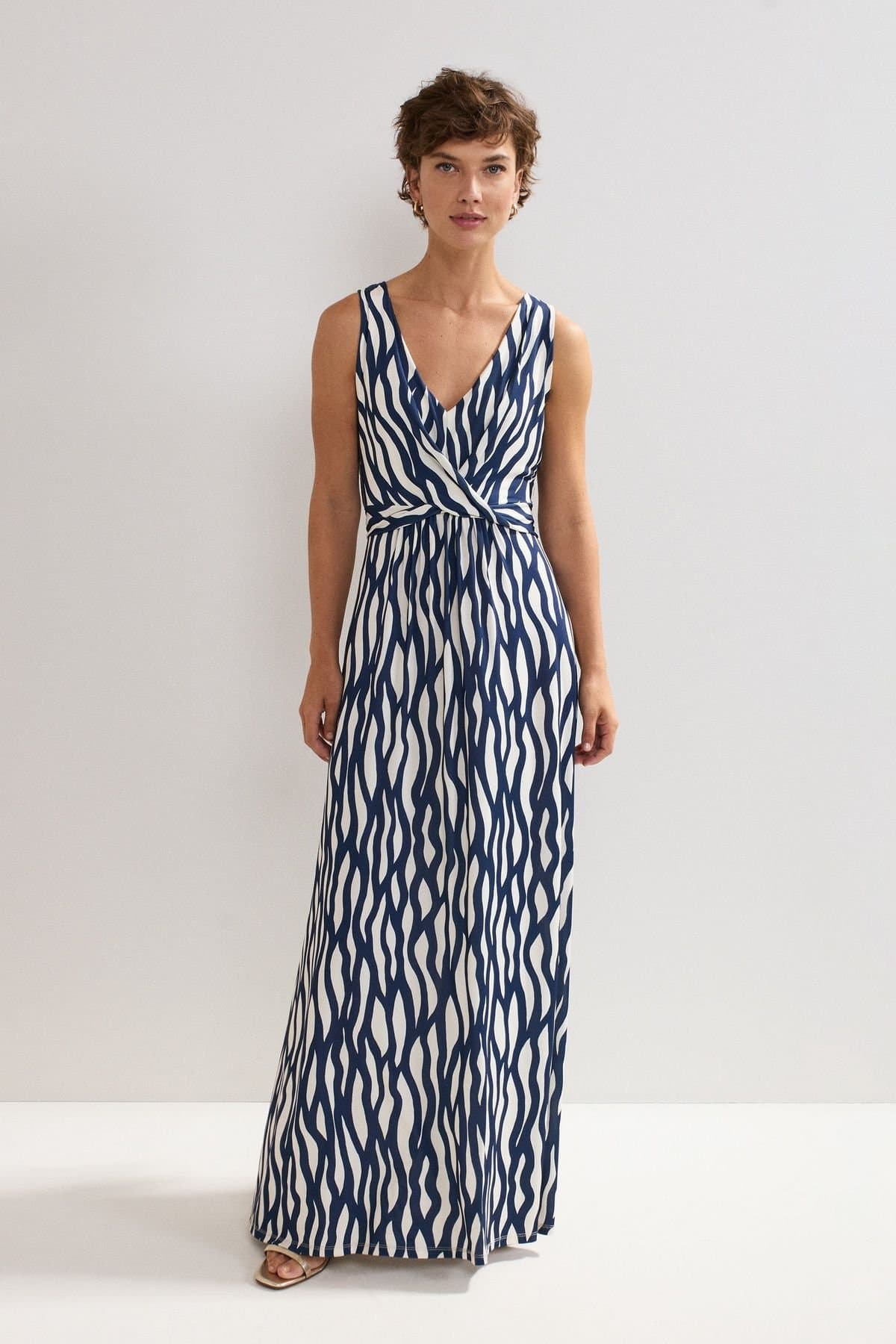 Phase Eight Phase Eight Women's Artemis V-Neck Wrap Maxi Dress Dress in Mid Navy