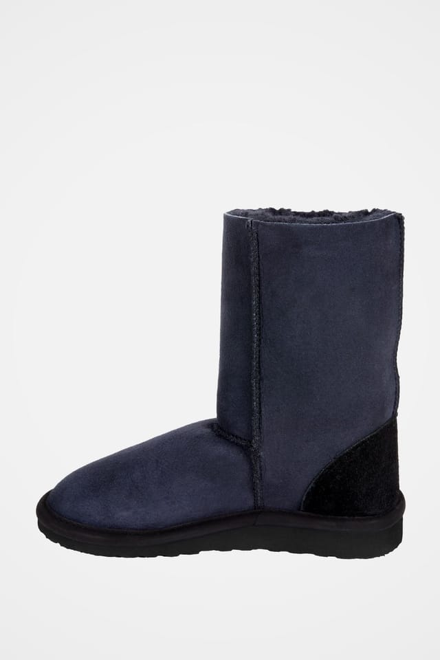 Celtic & Co Celtic & Co Women's British Original Celt Shearling Boots in Dark Navy - 3