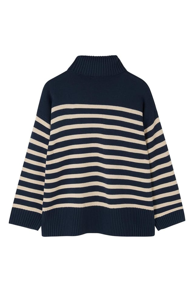 Lighthouse Clothing Lighthouse Clothing Women's Luisa Jumper in Navy - 3