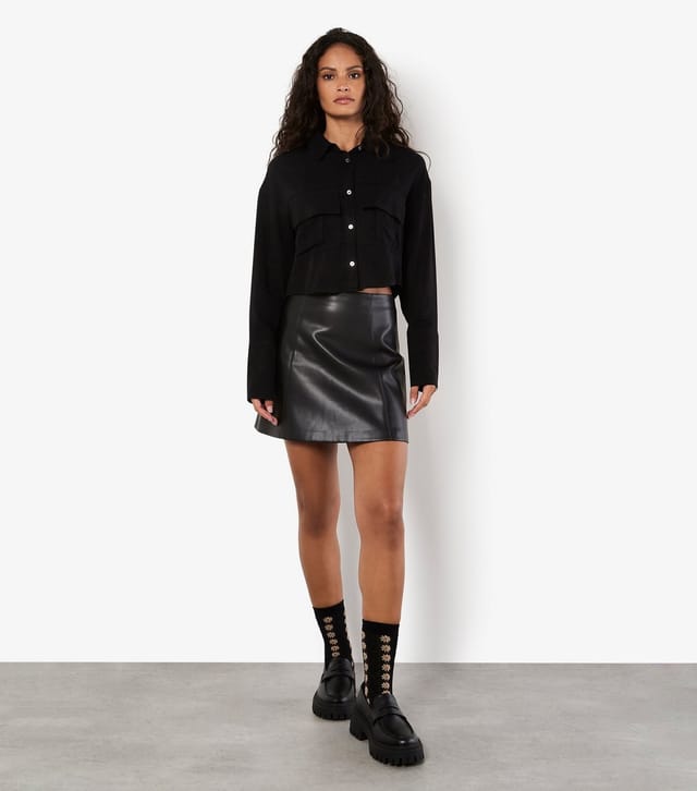 Apricot Women's Black Twill Cropped Shirt Apricot New Look - 2