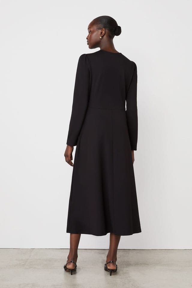 Finery London Finery London Women's Gilly Ponte Jersey Midi Dress in Black - 3