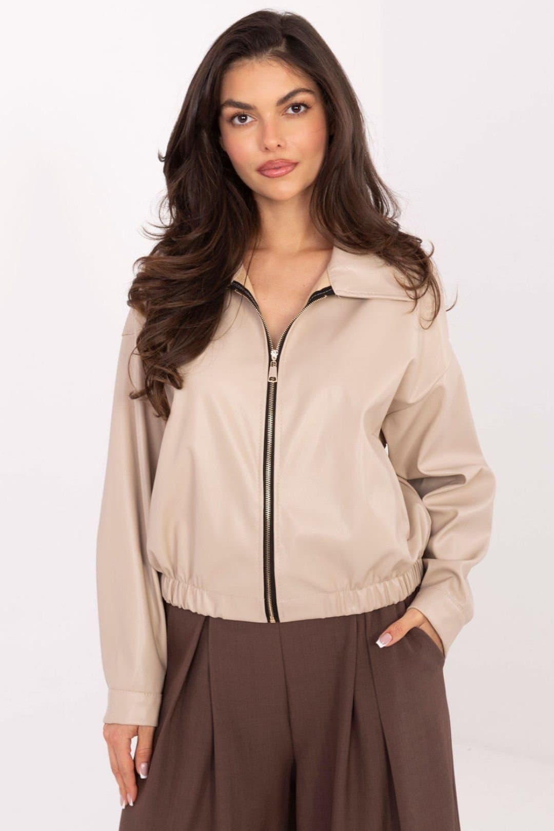Love Lace Love Lace Women's Short Casual Leather Zip Jacket with Wide Collar in Beige