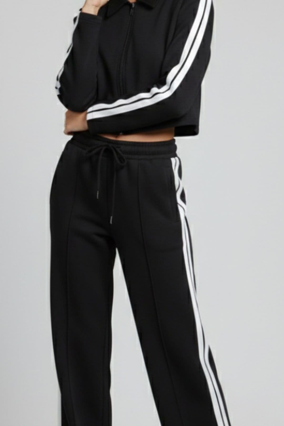 STYLEWISE STYLEWISE Women's Stripe Zip-Up Tracktop & Jogger Set - Striped - Wide Leg - Tracksuit in Black - 4