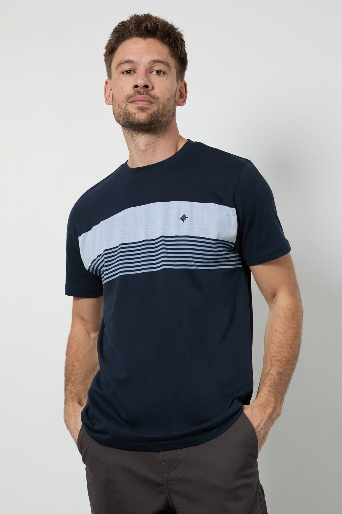 Maine Maine Men's Navy Engineered Stripe T-shirt