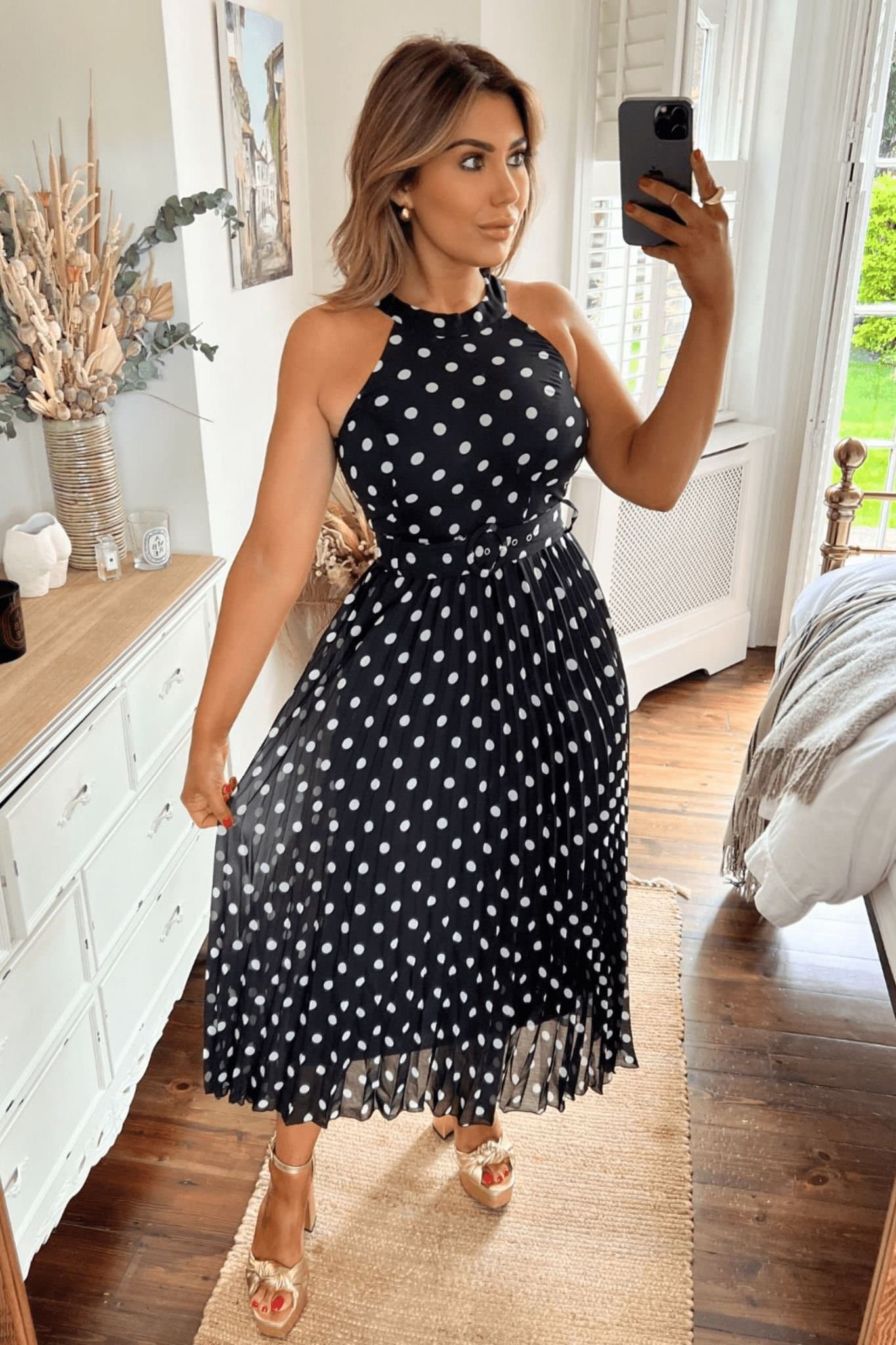 Style Cheat Style Cheat Women's Luisa Belted Pleated Mono Spot Maxi Dress in Black