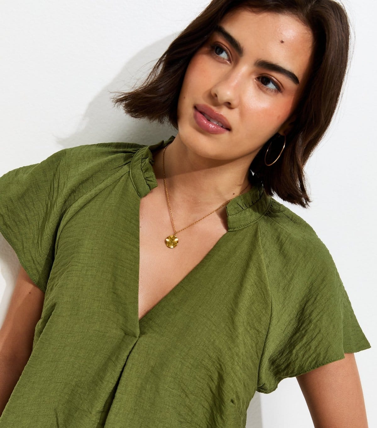 New Look Green Crinkled Flutter Sleeve Blouse