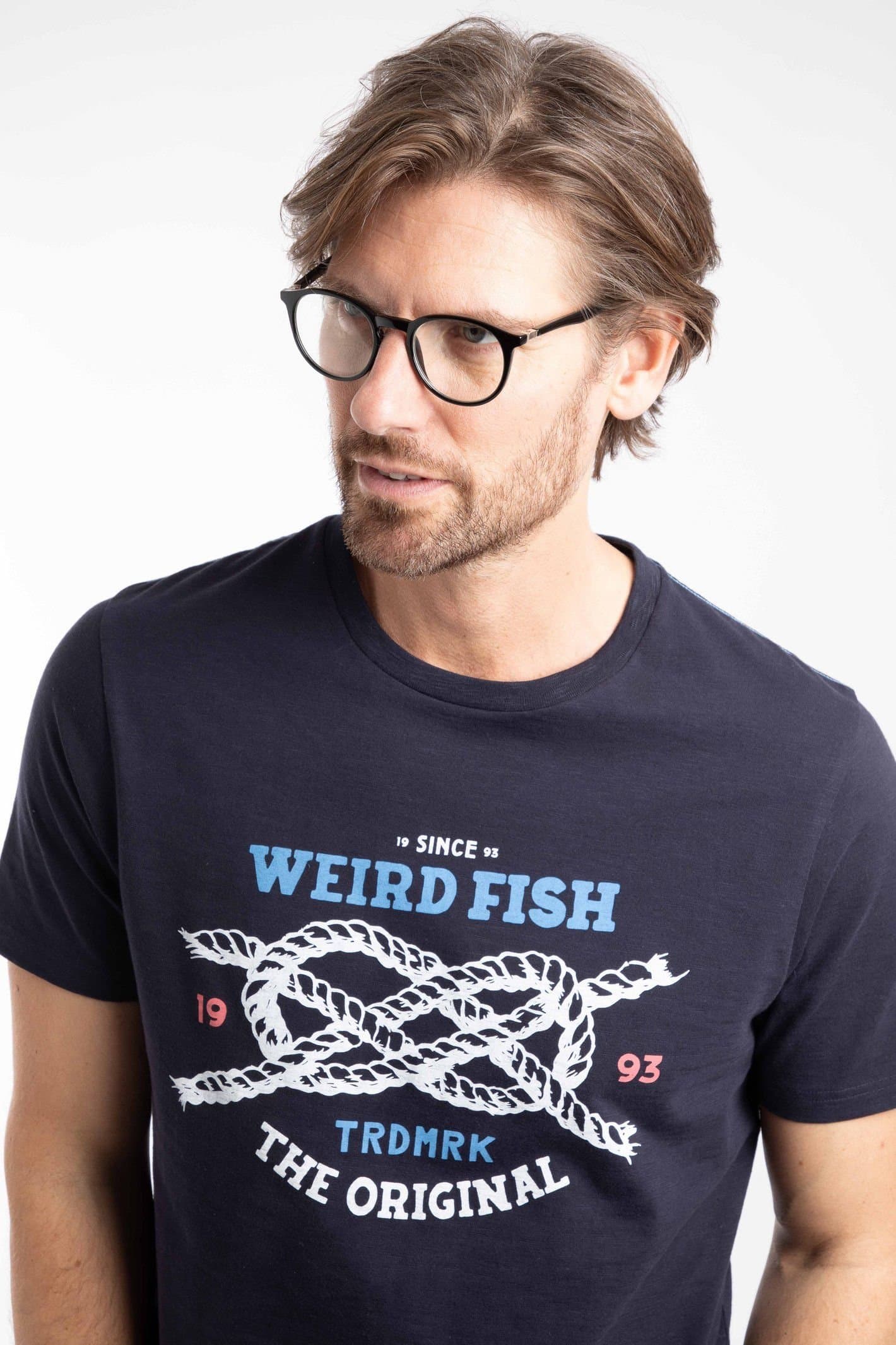 Weird Fish Weird Fish Men's Cast Off-Front Print Graphic T-Shirt in Midnight
