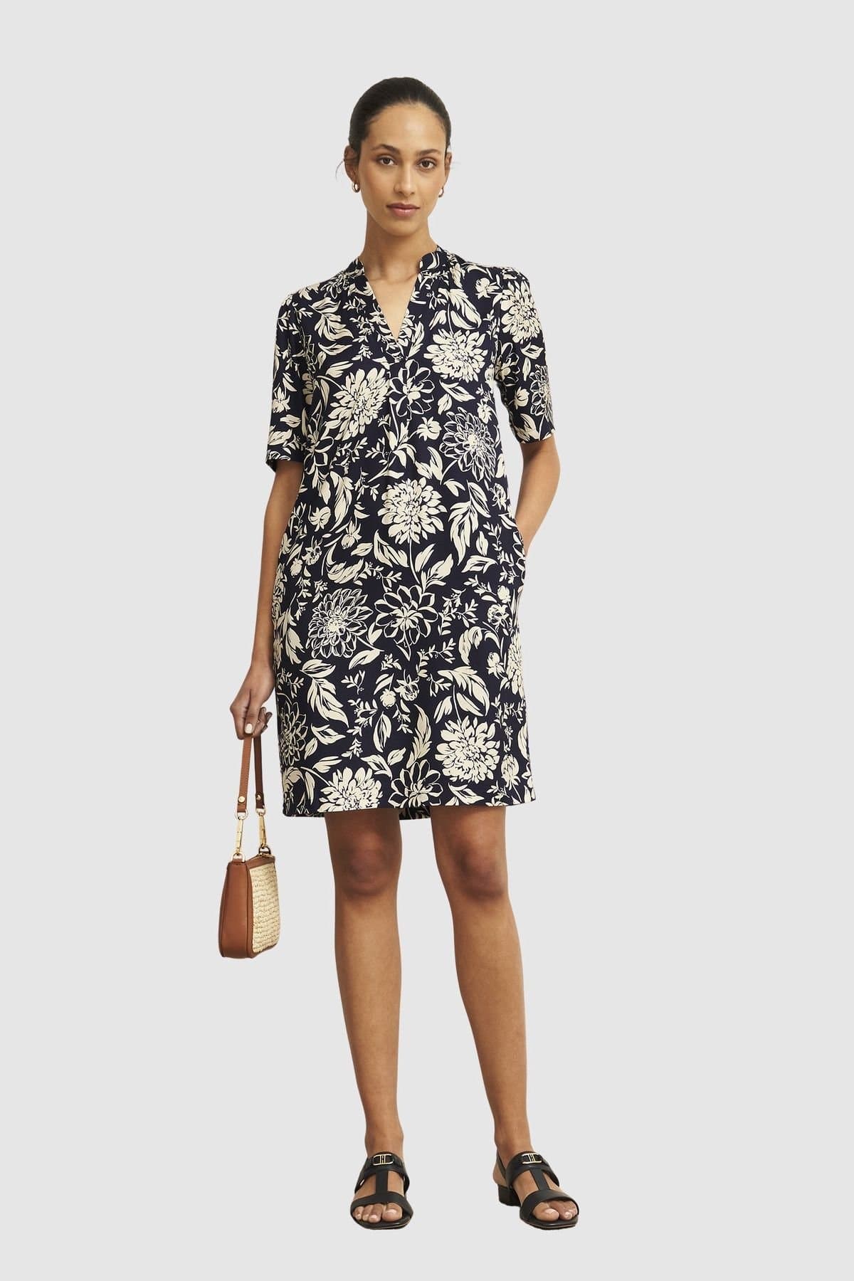 Hobbs London Hobbs London Women's Lucille Short Sleeve V-Neck Mini Dress in Dark Navy