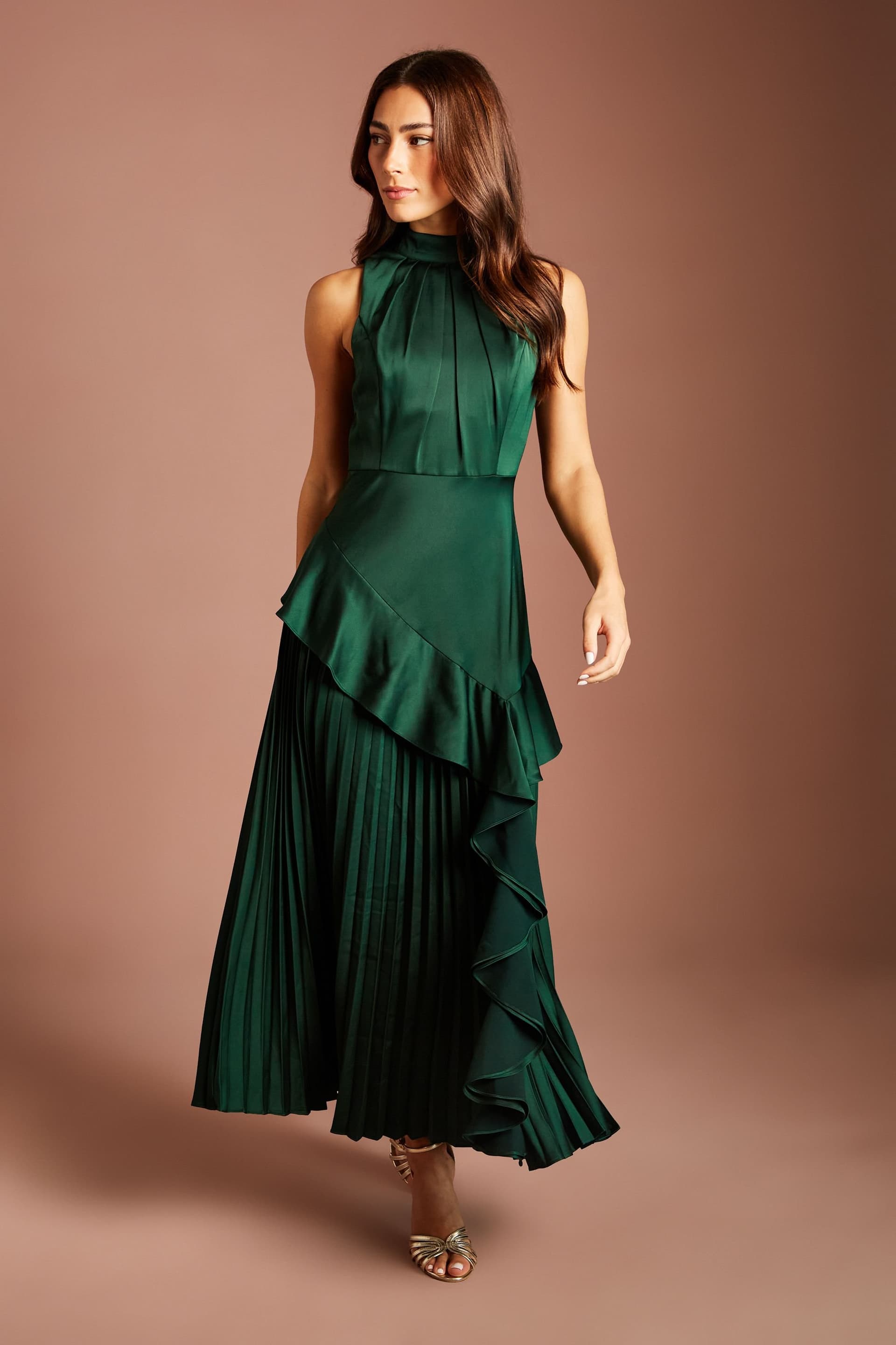 Coast Coast Women's Sleeveless Ruffle Pleat Satin Back Crepe Dress in Emerald