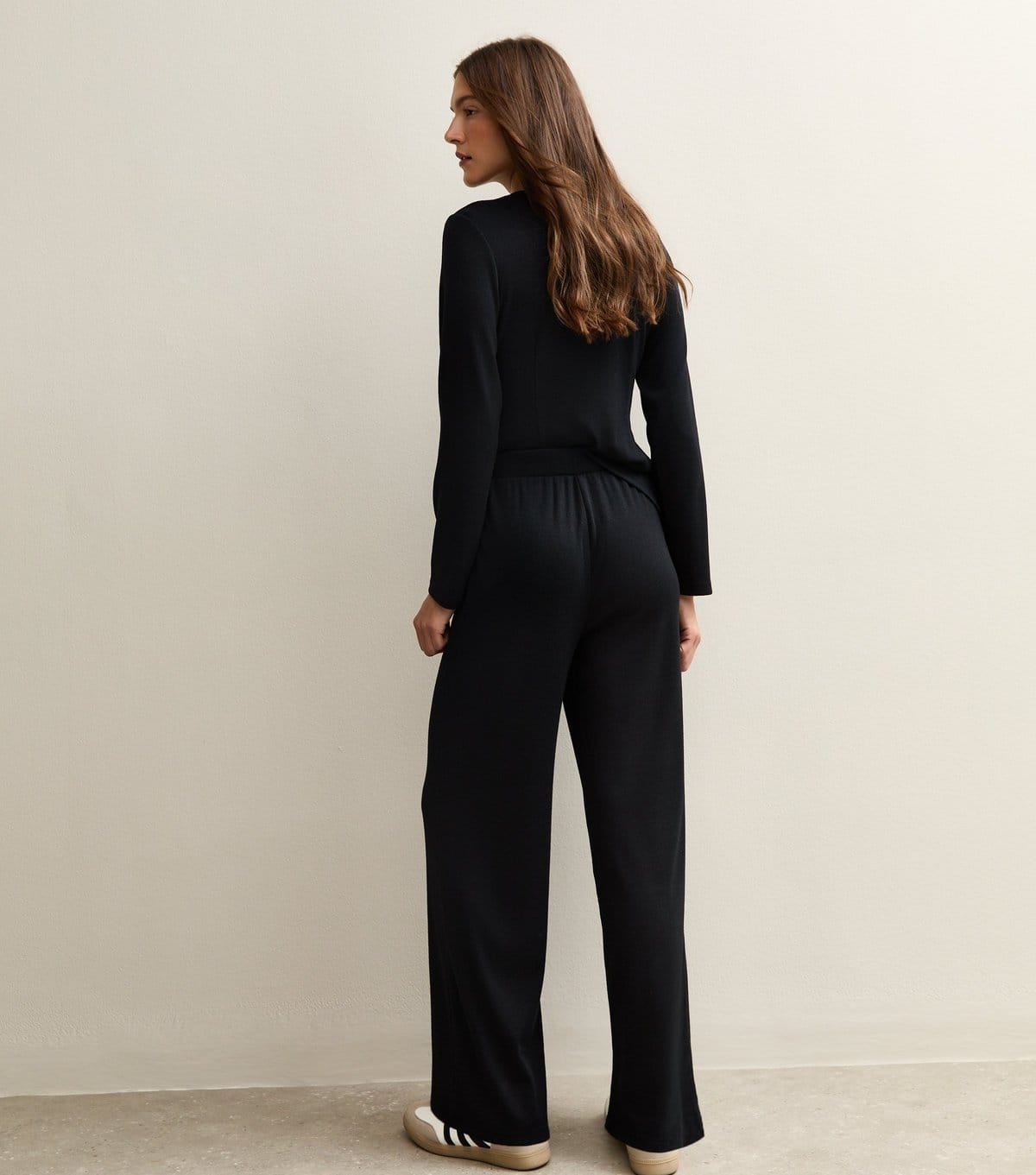 New Look Women's Black Soft Touch Front Seam Wide Leg Trousers New Look - 4