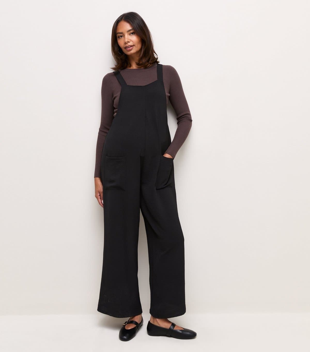 New Look Women's Maternity Black Crinkle Texture Jumpsuit New Look