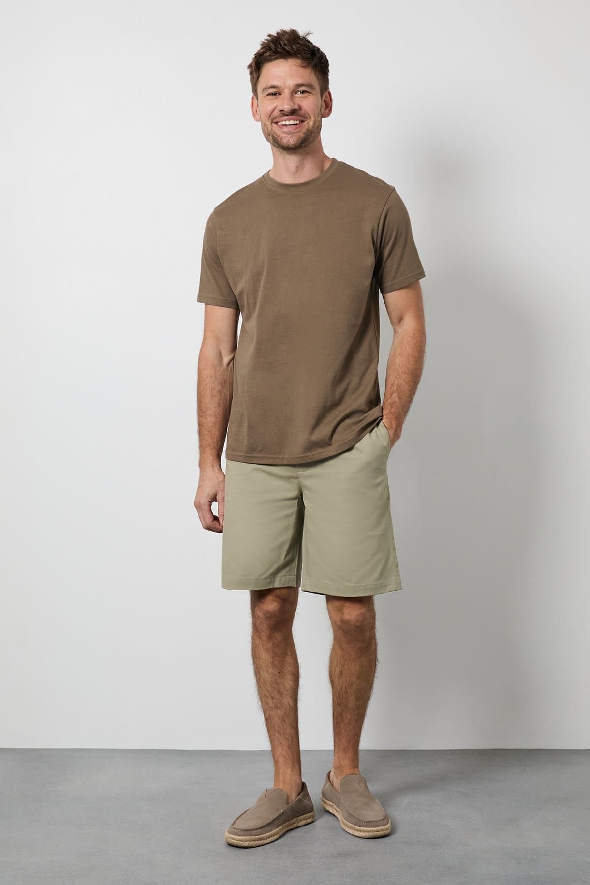 Burton Burton Men's Light Khaki Pleat Front Smart Chino Shorts
