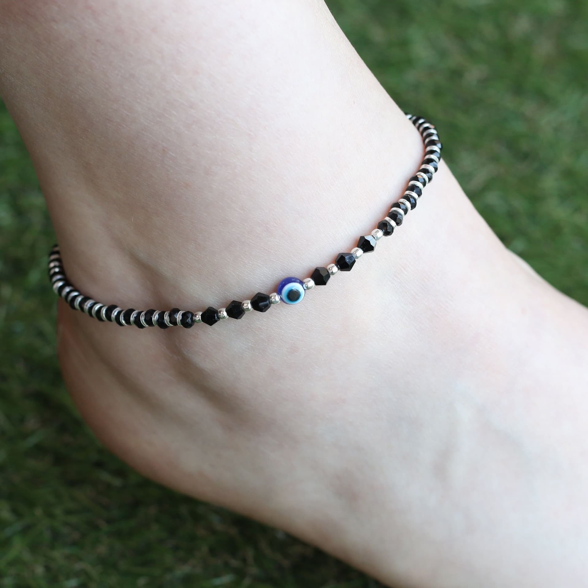 The Colourful Aura The Colourful Aura Women's 925 Silver Black Beaded Evil Eye Nazar Payal Anklet