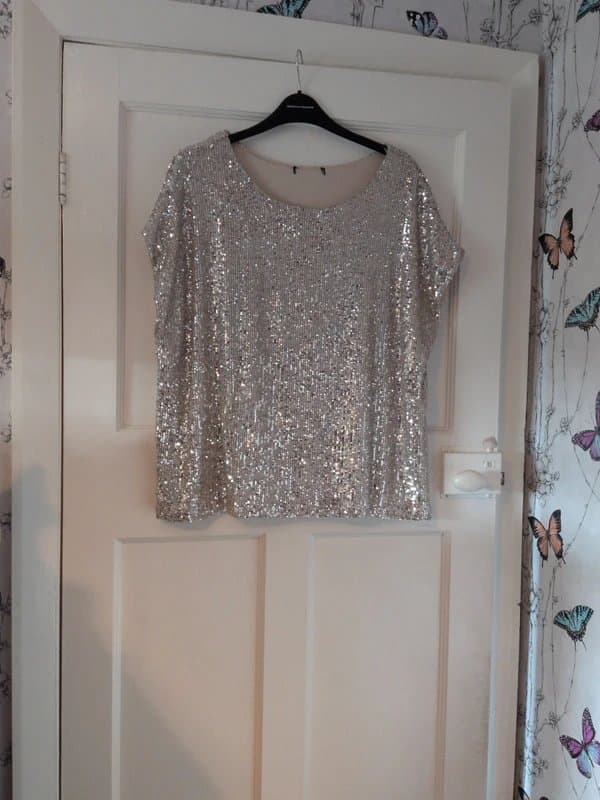 New Look New look gold sequin party top