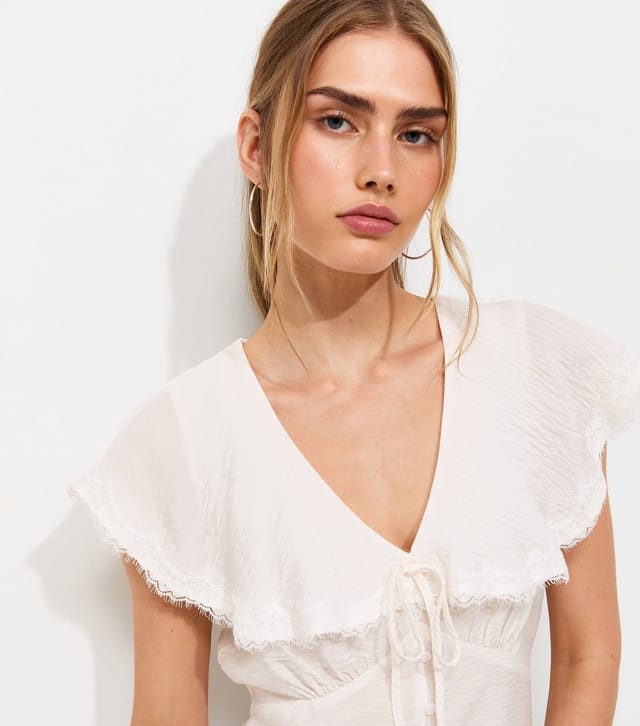 New Look Women's Cream Crinkled Lace Trim Ruffled Collar Blouse New Look - 2