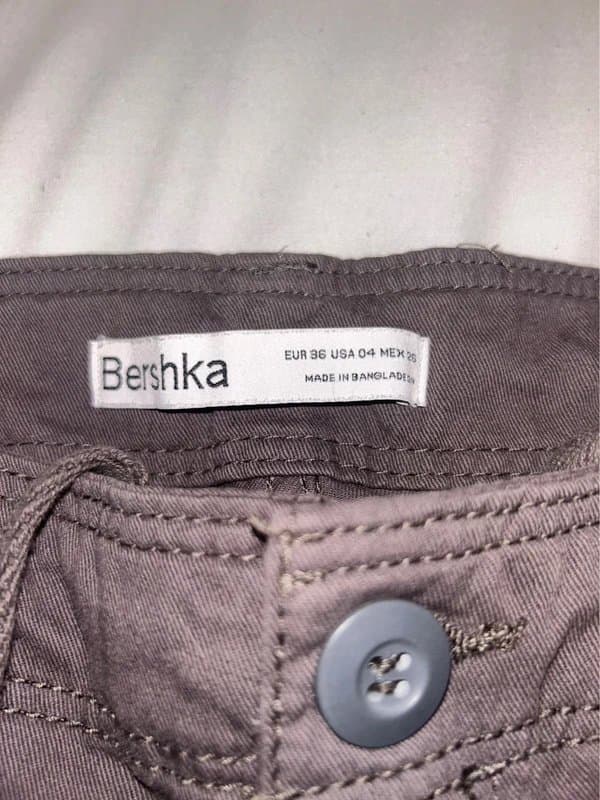 Bershka Bershka Grey Cargo Pants - woman’s - Size 36/S