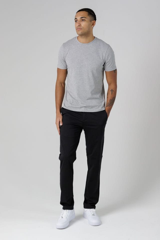 Monkee Genes Monkee Genes Men's Slim Fit Classic Chinos in Black - 3
