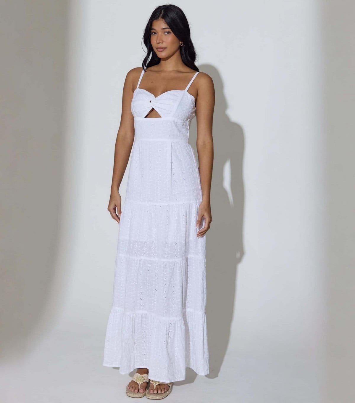 South Beach Women's White Broderie Anglaise Twist Maxi Dress South Beach New Look - 4