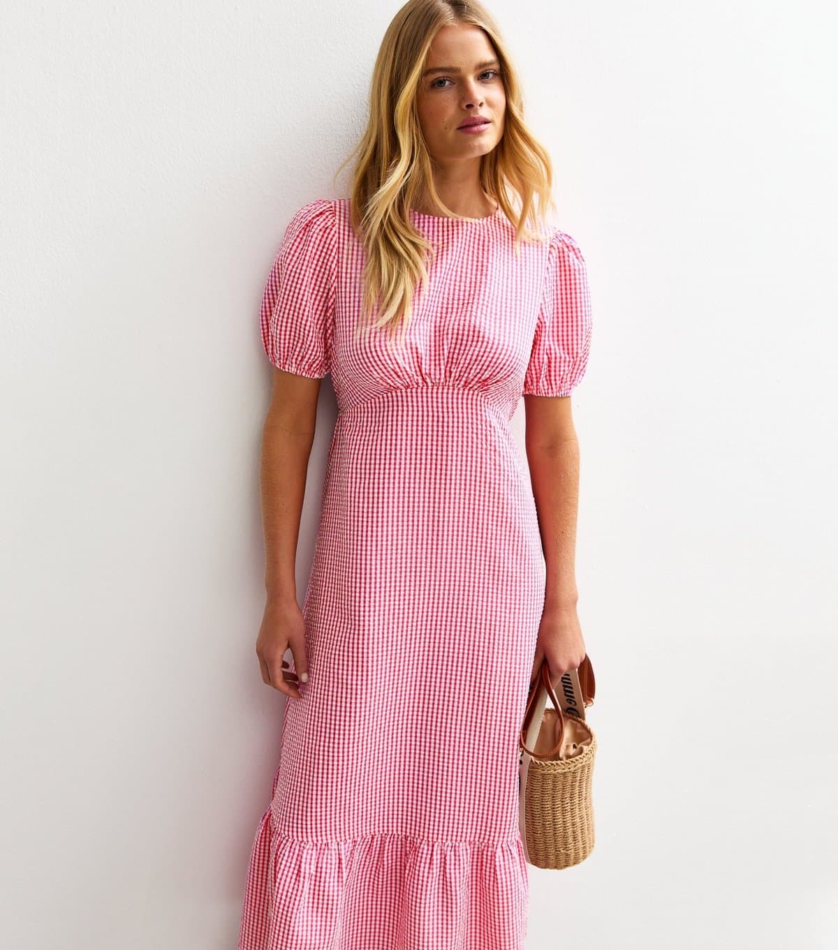 New Look Women's Pink Gingham Print Crinkle Midi Dress New Look