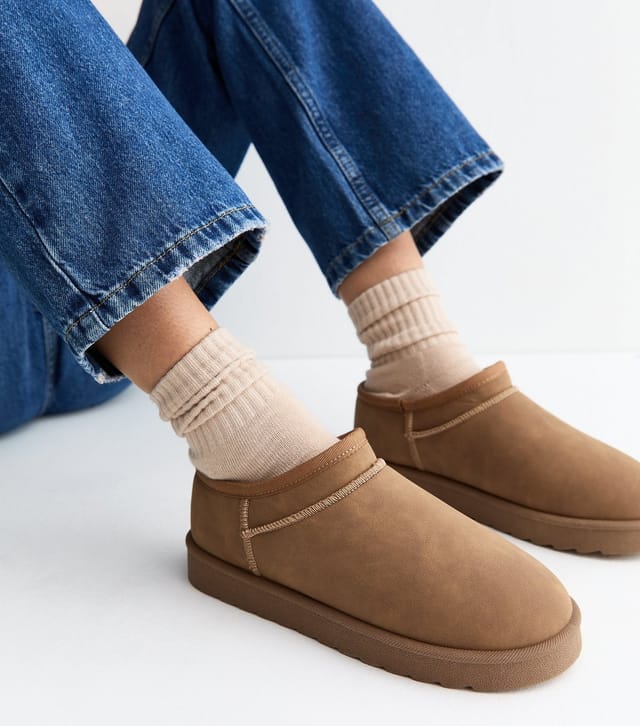 New Look Women's Tan Faux Suede Low Top Sherpa Lined Slipper Boots Vegan New Look - 2