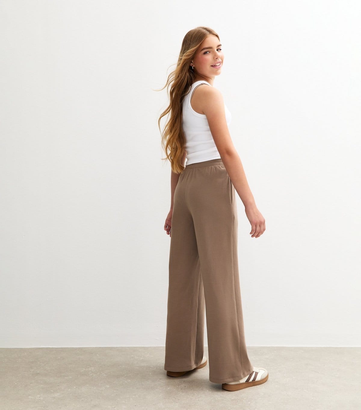 New Look Girls' Stone Wide Leg Joggers New Look - 4