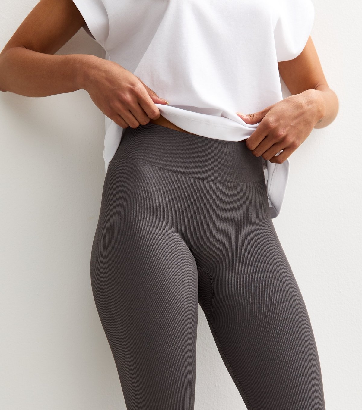 New Look Women's Grey Seamless Ribbed Jersey Leggings New Look - 2